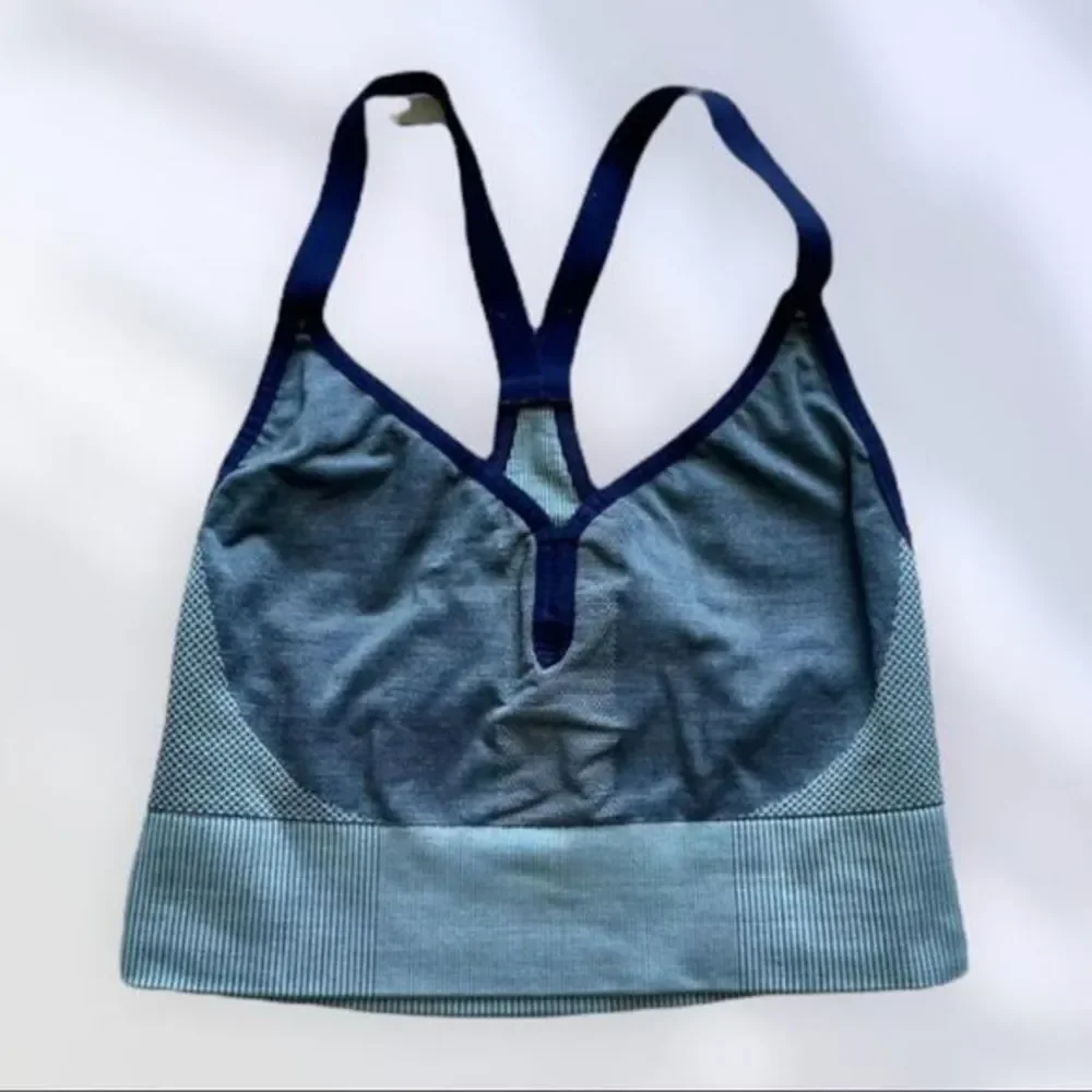 Nike Seamless‎ Athletic Sports Bra Color: Binary Blue Size Small